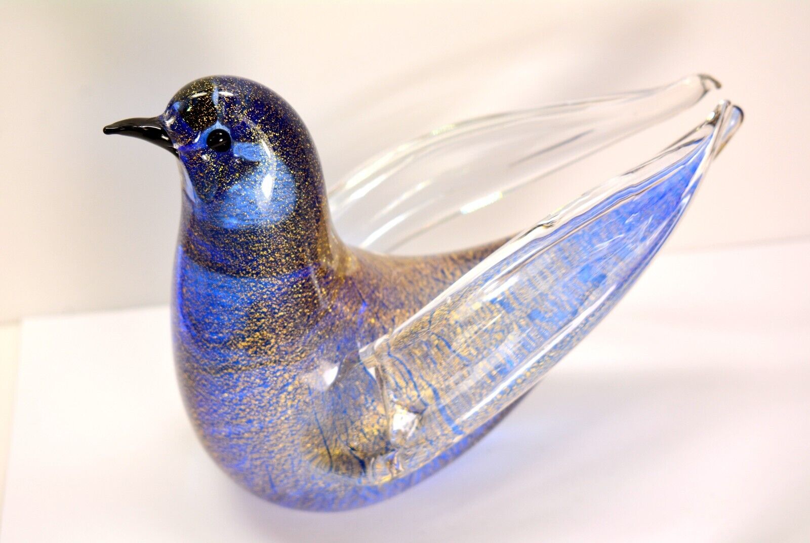 Rare Italian Murano Glass Figurine Sculpture Bird Blue Gold Flecks Sommerso