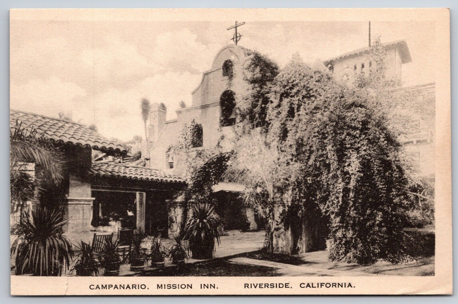 Campanario Mission Inn Riverside California CA UNP Albertype DB Postcard I15