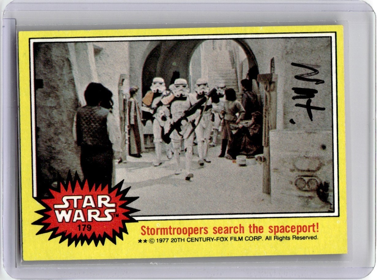1977 Topps Star Wars Yellow Ex-Mint Stormtroopers search the spaceport #179