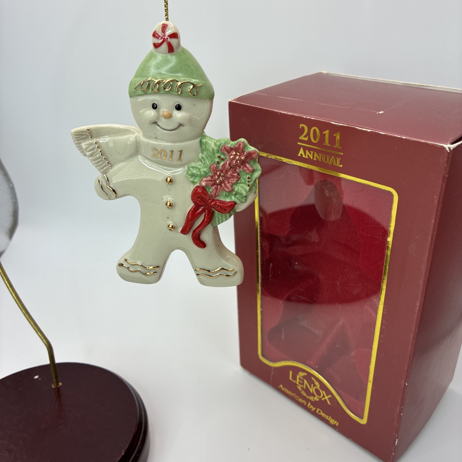 LENOX 2011 Annual GINGERBREAD Ornament  Special Spiced Delivery