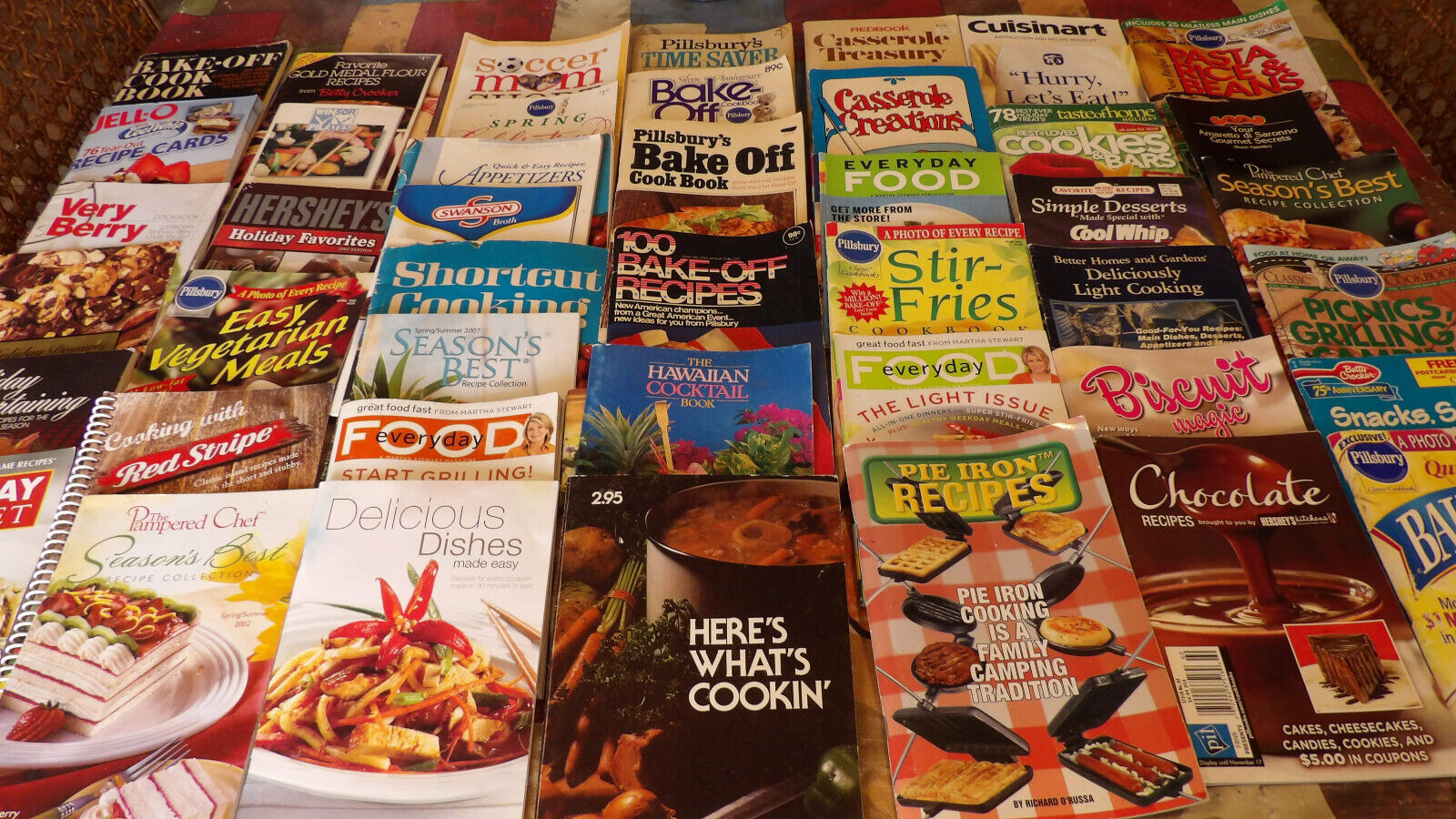 Old Time Collectible & Useable 70+ Cookbook PAMPHLETS Look / See 70+