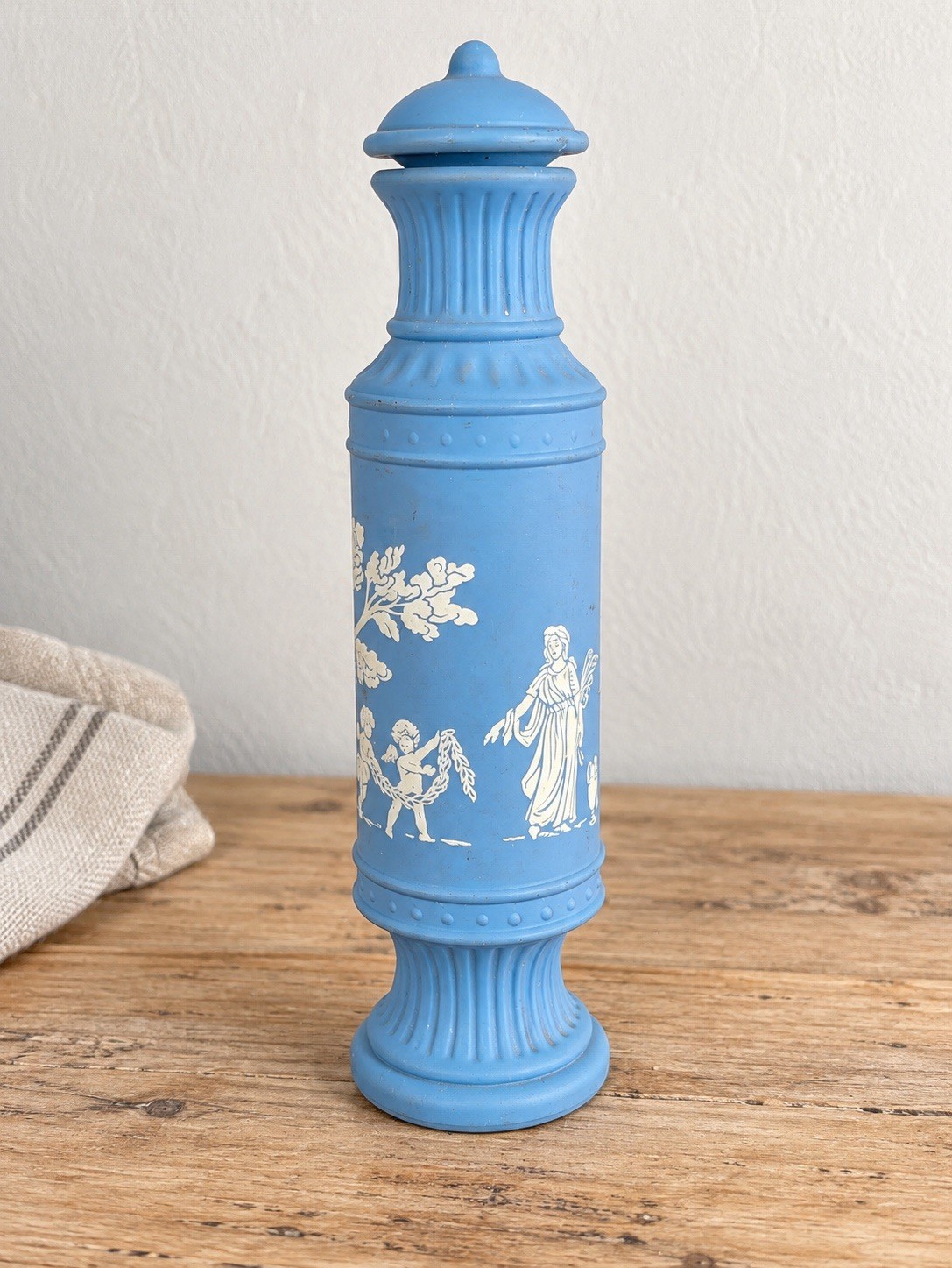 avon wedgewood