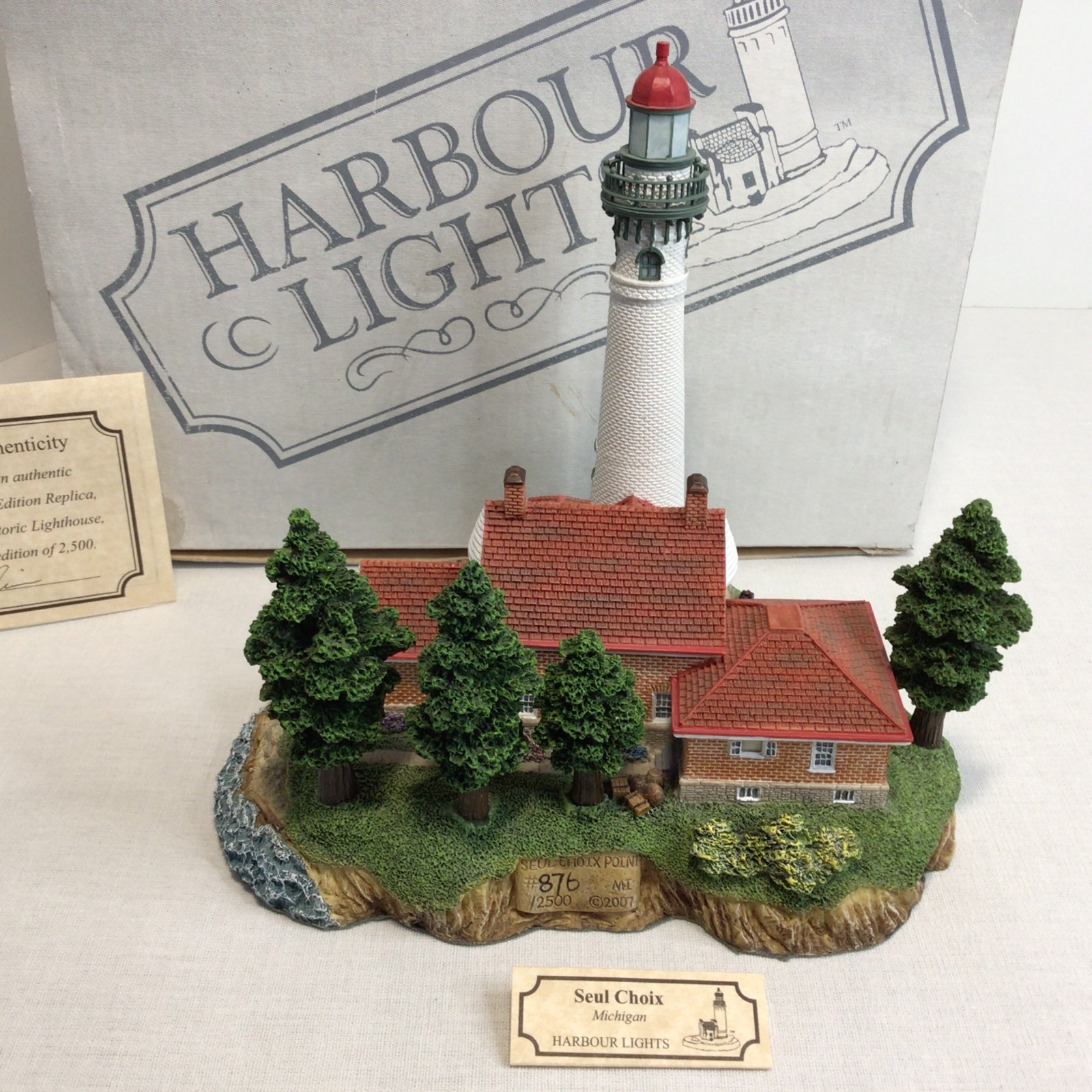 Seul Choix Lighthouse Michigan Harbour Lights Figurine 2007 numbered 876 of 2500