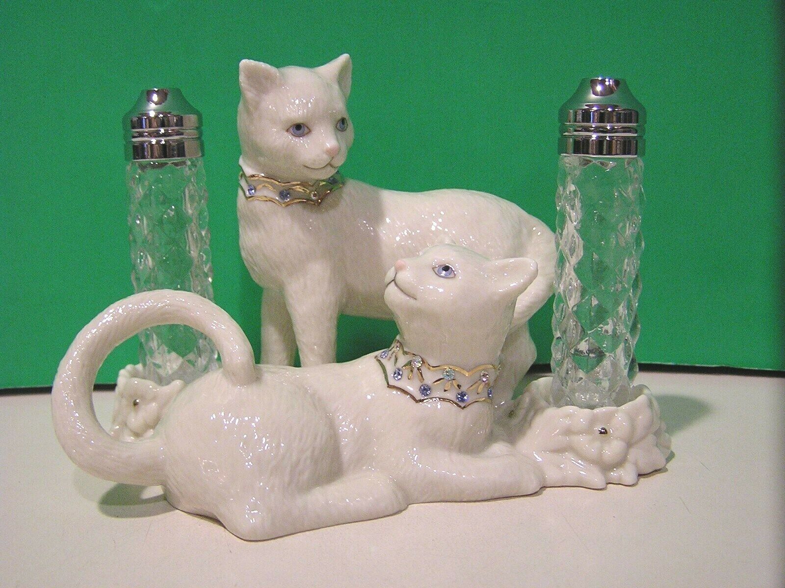 LENOX CAT SITTING PRETTY Kitty Salt and Pepper Kitten Set-- NEW in BOX with COA