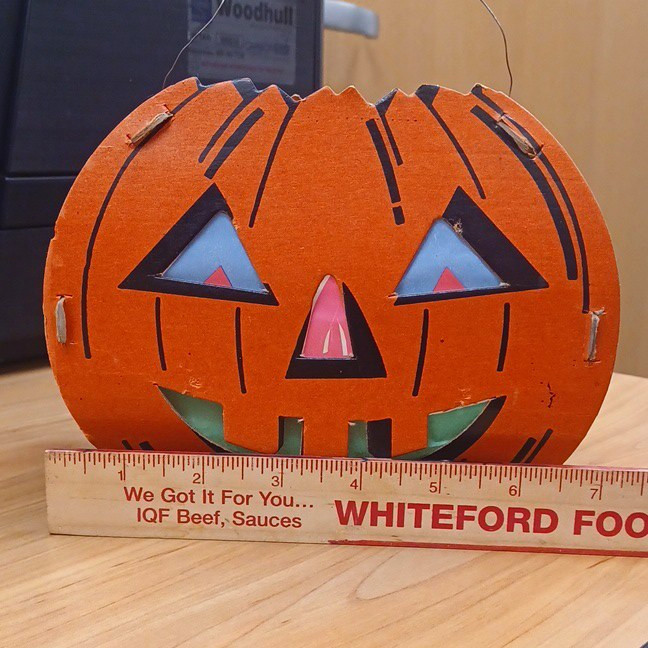 Vintage Halloween Jack-o\'-Lantern Pumpkin Cardboard Lantern. 5.5x7x4.5.