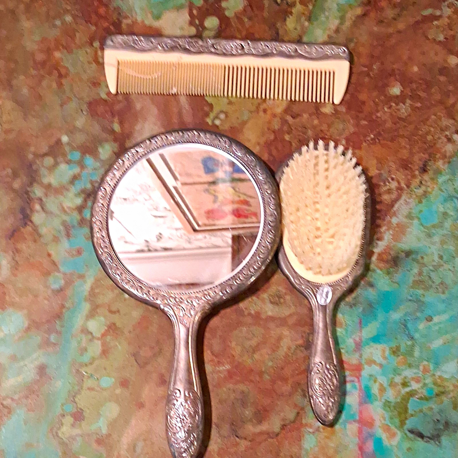 Vintage Silver PlatedTone Embossed Ornate Vanity Set Hand Mirror Hair Brush Comb