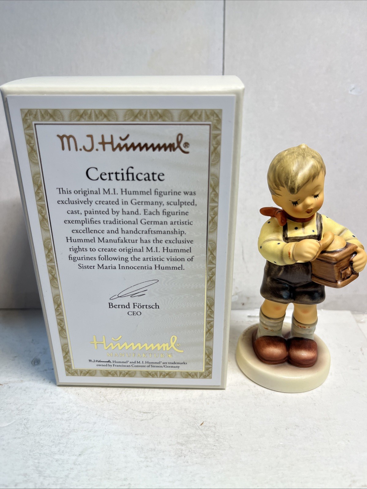 New Club Exclusive Boxed Goebel Hummel Figurine #2416 Paul W/ Box $225 In 2021 New Club Exclusive Boxed Goebel Hummel Figurine #2416 Paul W/ Box $225 In 2021