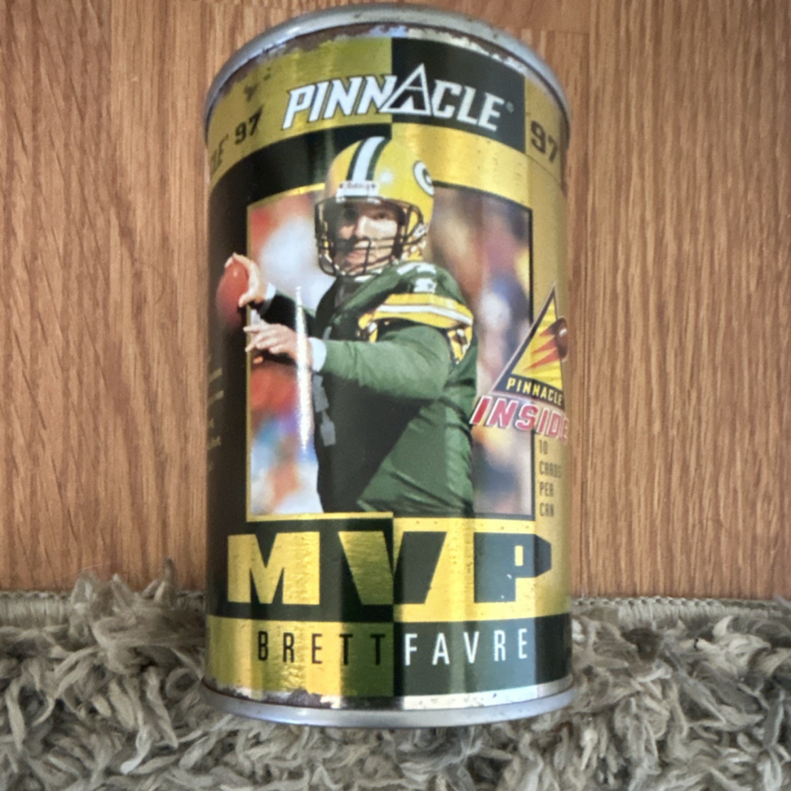 Pinnacle 1997 Brett Favre MVP Collectible Advertising Can Gold Green Original