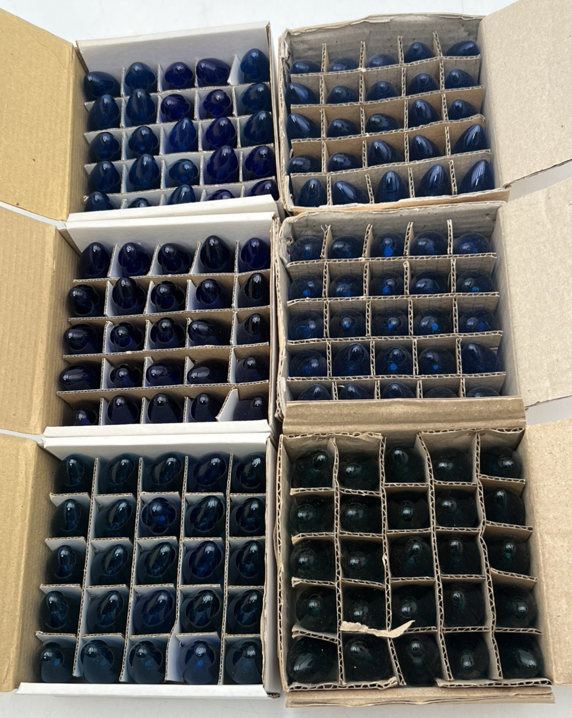 (150) CHRISTMAS C-7 REPLACEMENT BULBS SHADES OF BLUE AND TEAL NEW IN BOX
