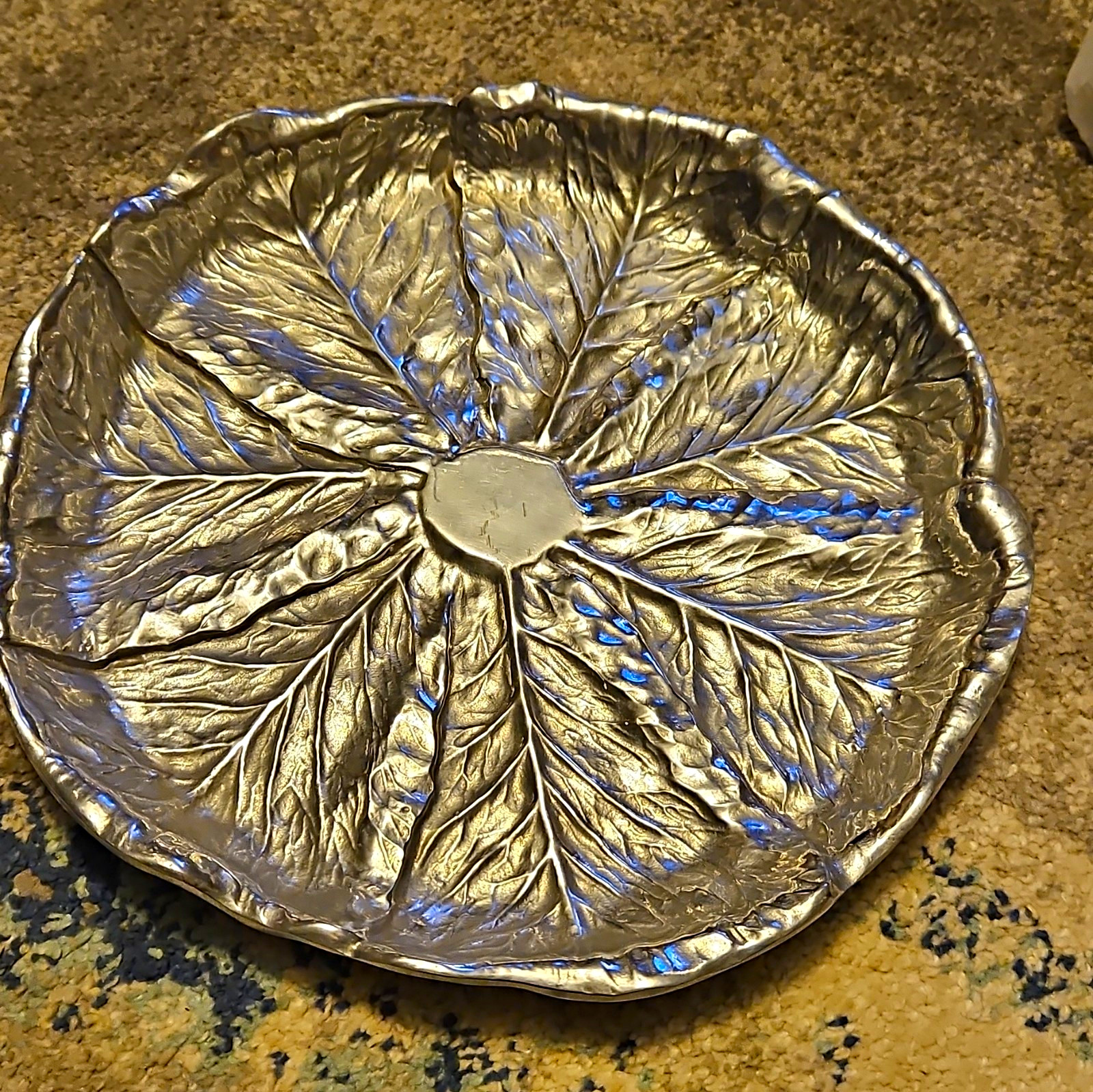 Wilton Armetale Silver Pewter Leaf Pattern Round Bowl, Metallic Finish