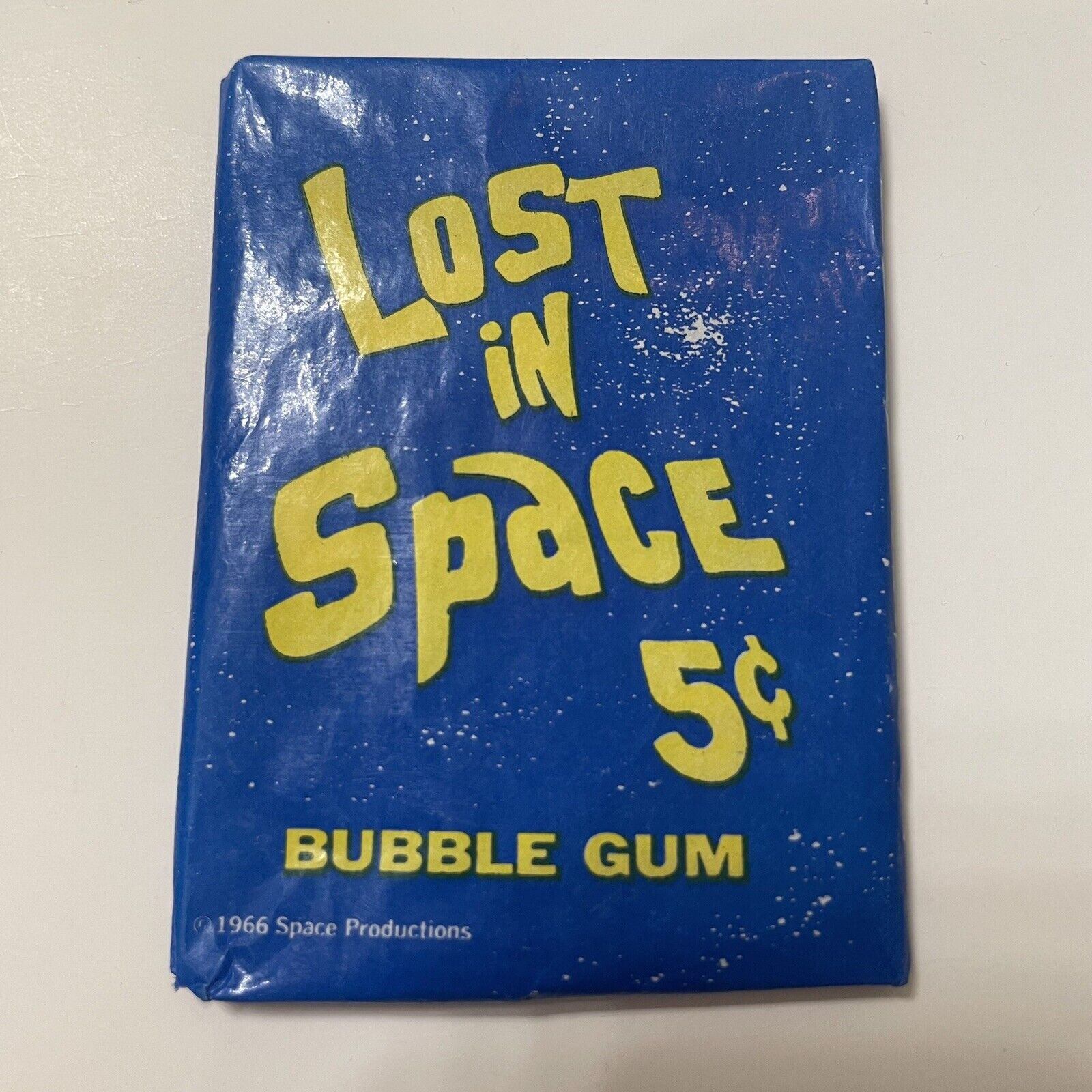 1966 LOST IN SPACE UNOPENED CARD WAX PACK TOPPS RARE