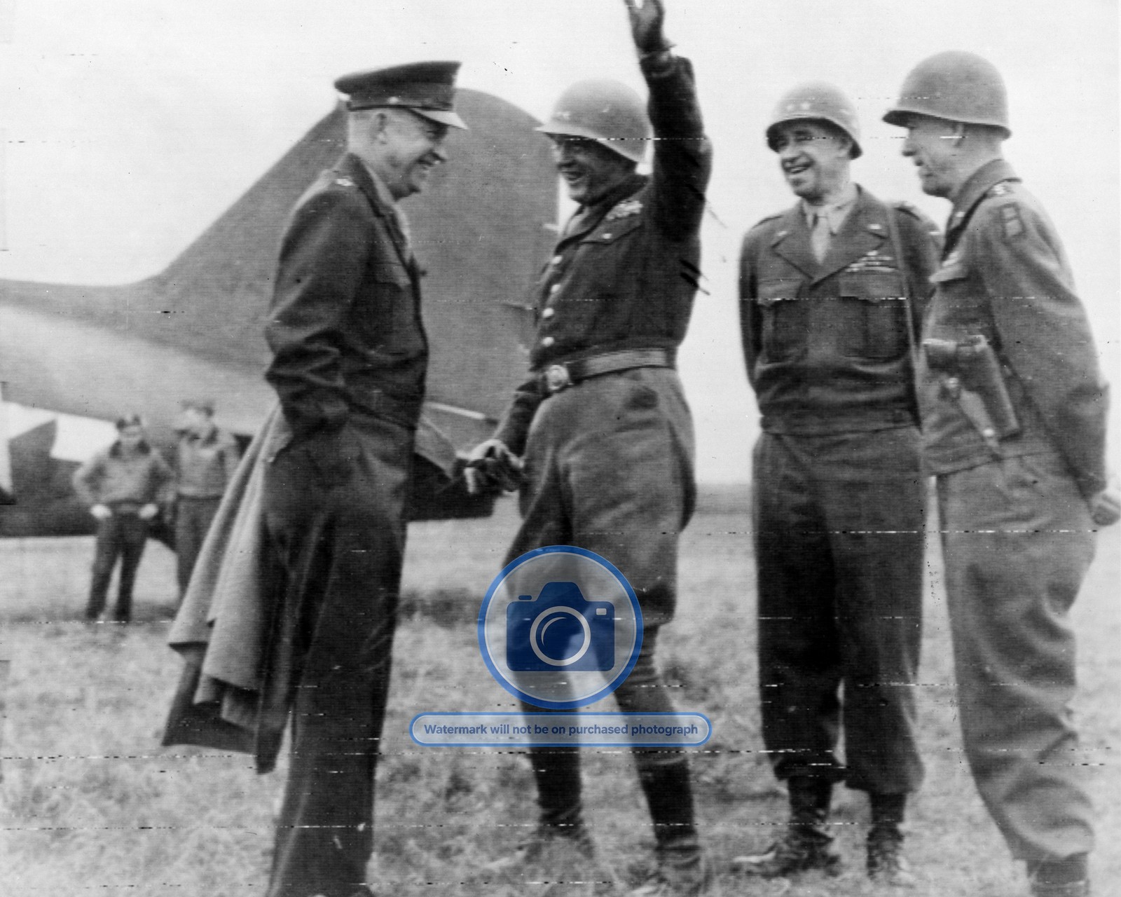 EISENHOWER PATTON BRADLEY HODGES MEETING GERMANY WWII 1945 8X10 PHOTO