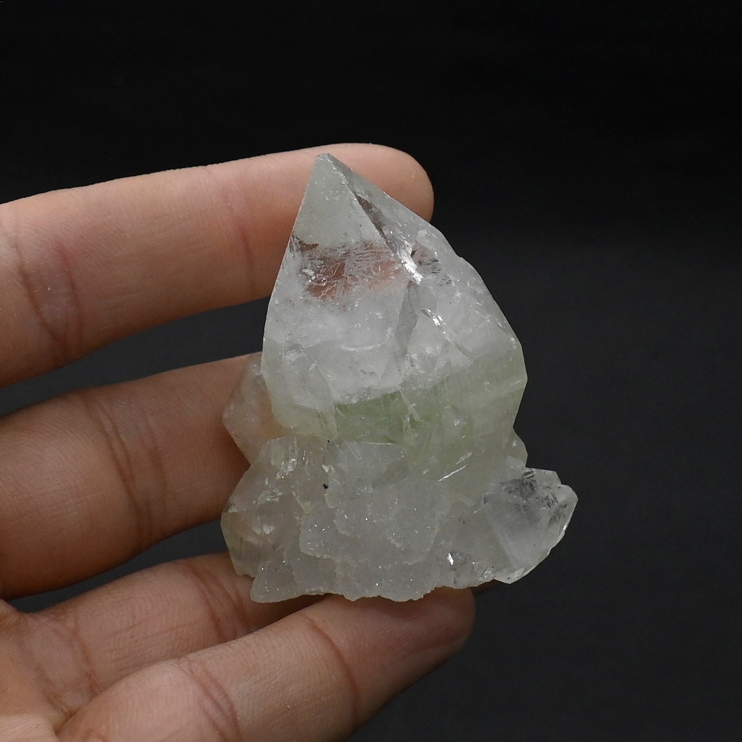 Pointed clear Apophyllite (Non-precious natural stones) #4390 Pointed clear Apophyllite (Non-precious natural stones) #4390