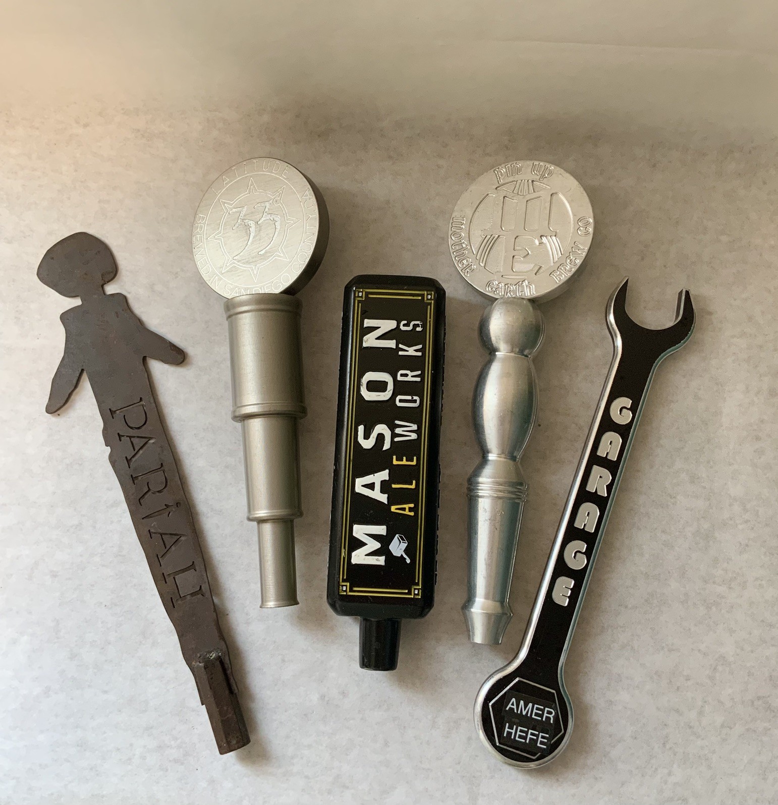 Mixed Lot of Beer Tap Handles Black Silver Metal Draft Pull Garage Latitude 33
