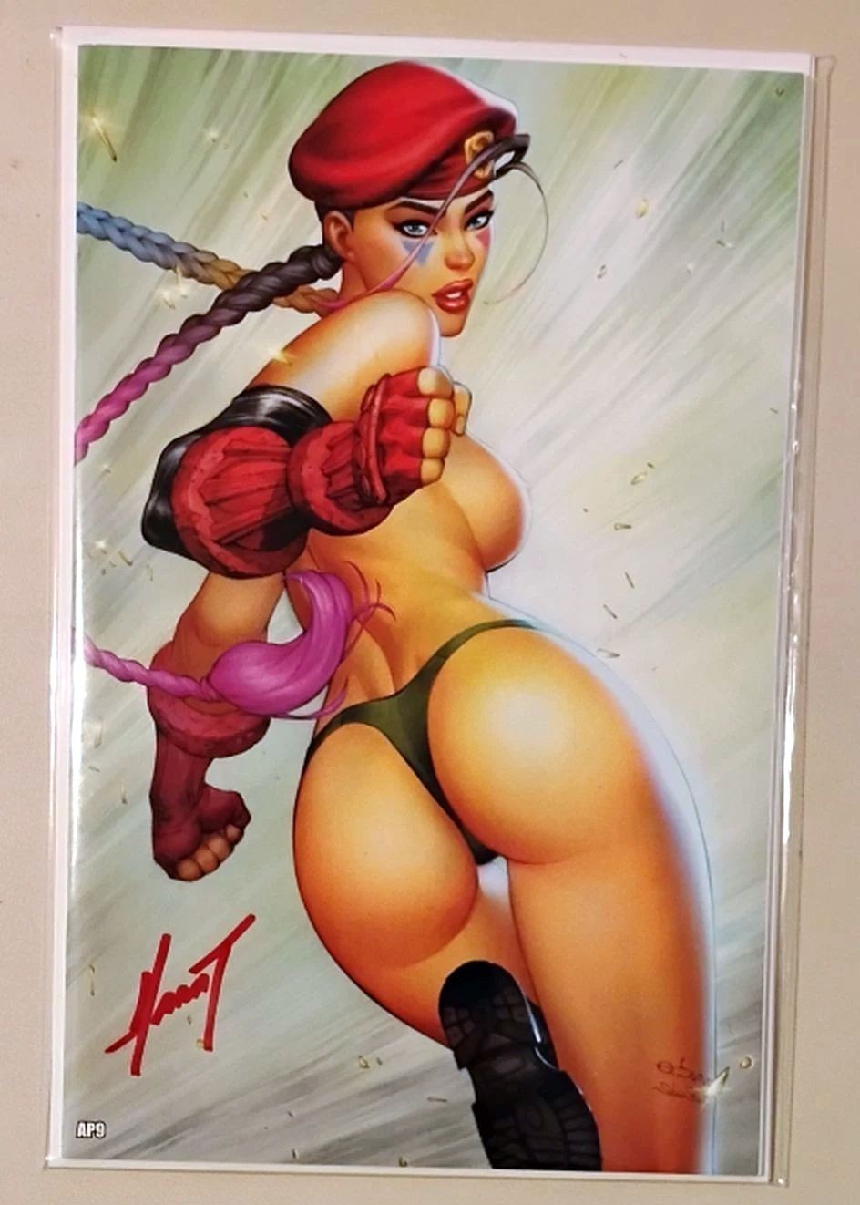 HARDLEE THINN STREET FIGHTER CAMMY COSPLAY AP EBAS SIGNED w/CoA HARDLEE THINN STREET FIGHTER CAMMY COSPLAY AP EBAS SIGNED w/CoA