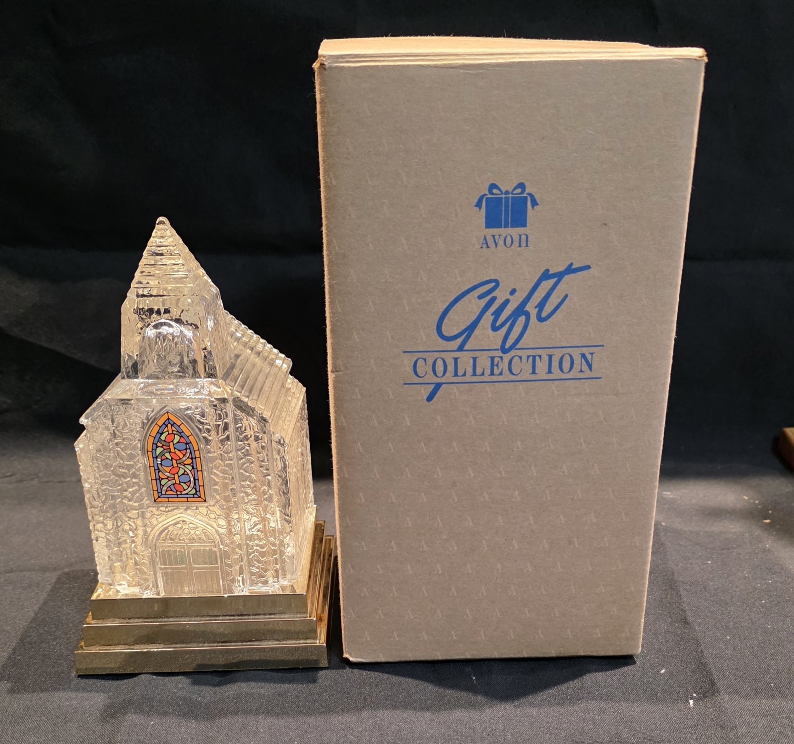 Vintage 1992 Avon Silent Night Crystal Glass Light Up Church Christmas Village