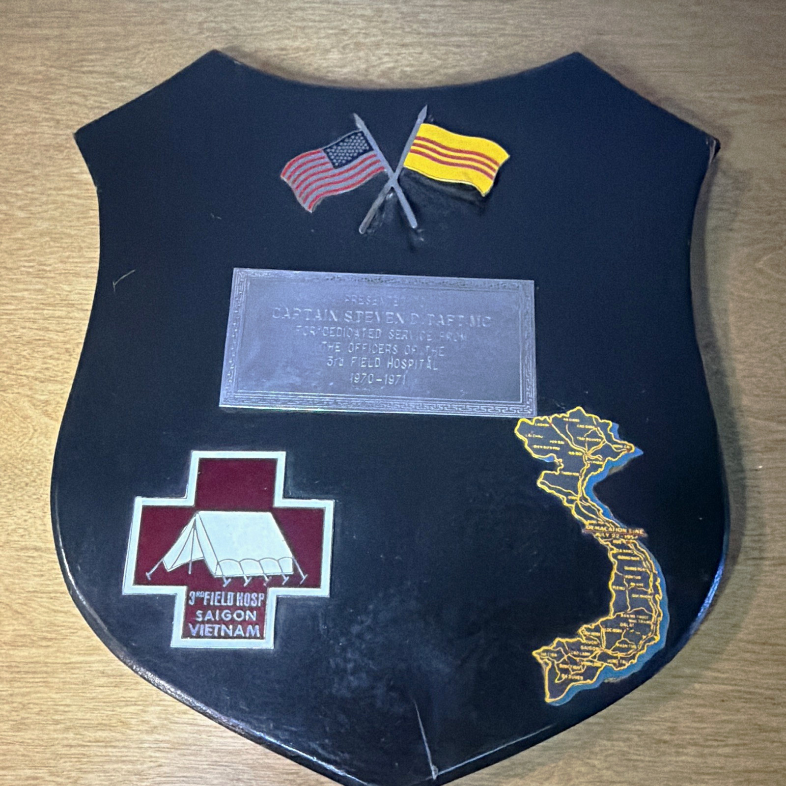 Vietnam War Presentation Plaque 3rd Field Hosp Saigon Medical Corps Capt 1970