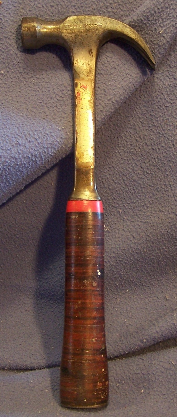 BUCK BROS. Estwing made 16 ounce curved claw hammer Leather Stacked handle BUCK BROS. Estwing made 16 ounce curved claw hammer Leather Stacked handle