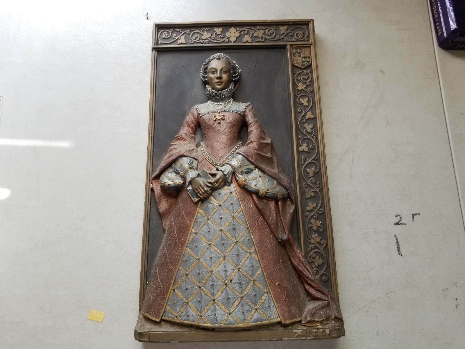 Vintage Marcus Designs Plaque Queen Elizabeth I Tudor Era Signed by D.H. Morton Vintage Marcus Designs Plaque Queen Elizabeth I Tudor Era Signed by D.H. Morton