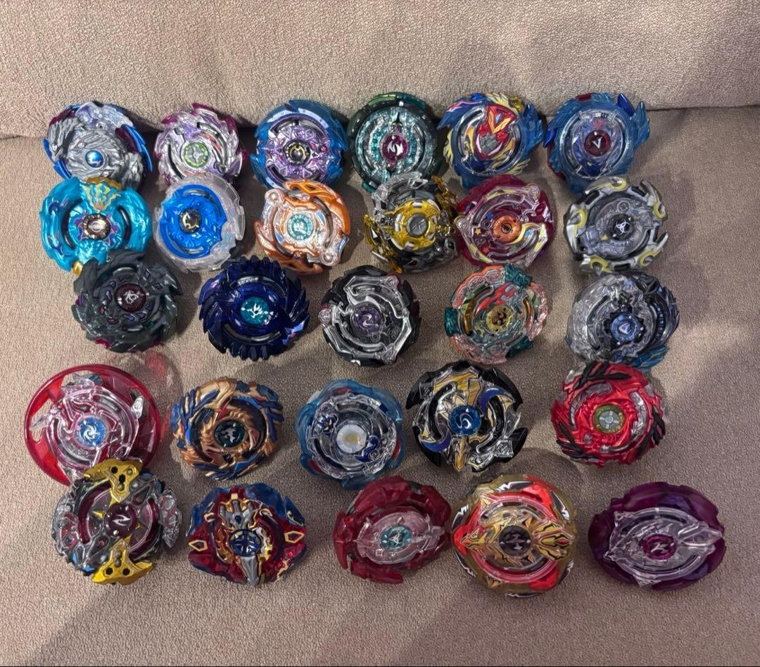 Takara Tomy Beyblade Burst God Layer Series Mixed Lot Collectible 15+ Takara Tomy Beyblade Burst God Layer Series Mixed Lot Collectible 15+