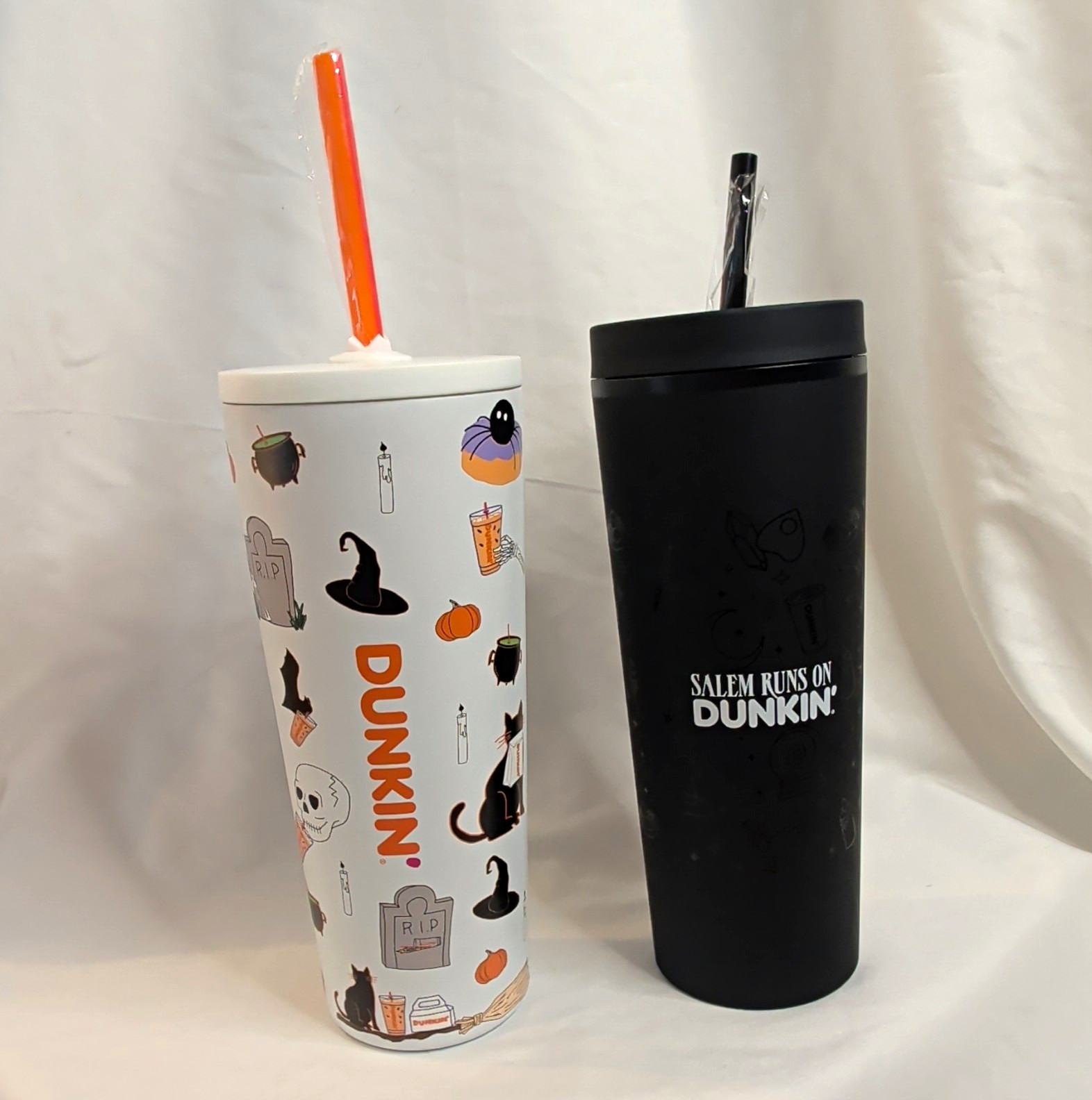 Salem Runs On Dunkin' Donuts Spooky Halloween Tumblers w/ Straws 2pk Lot Auth.