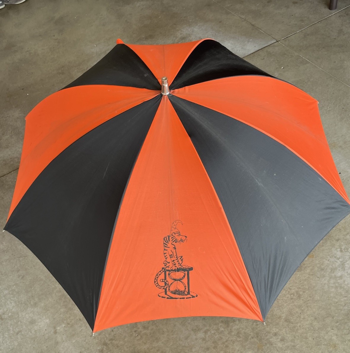 Vintage Princeton University Black & Orange Umbrella 1968 Beer Jacket Stencil 