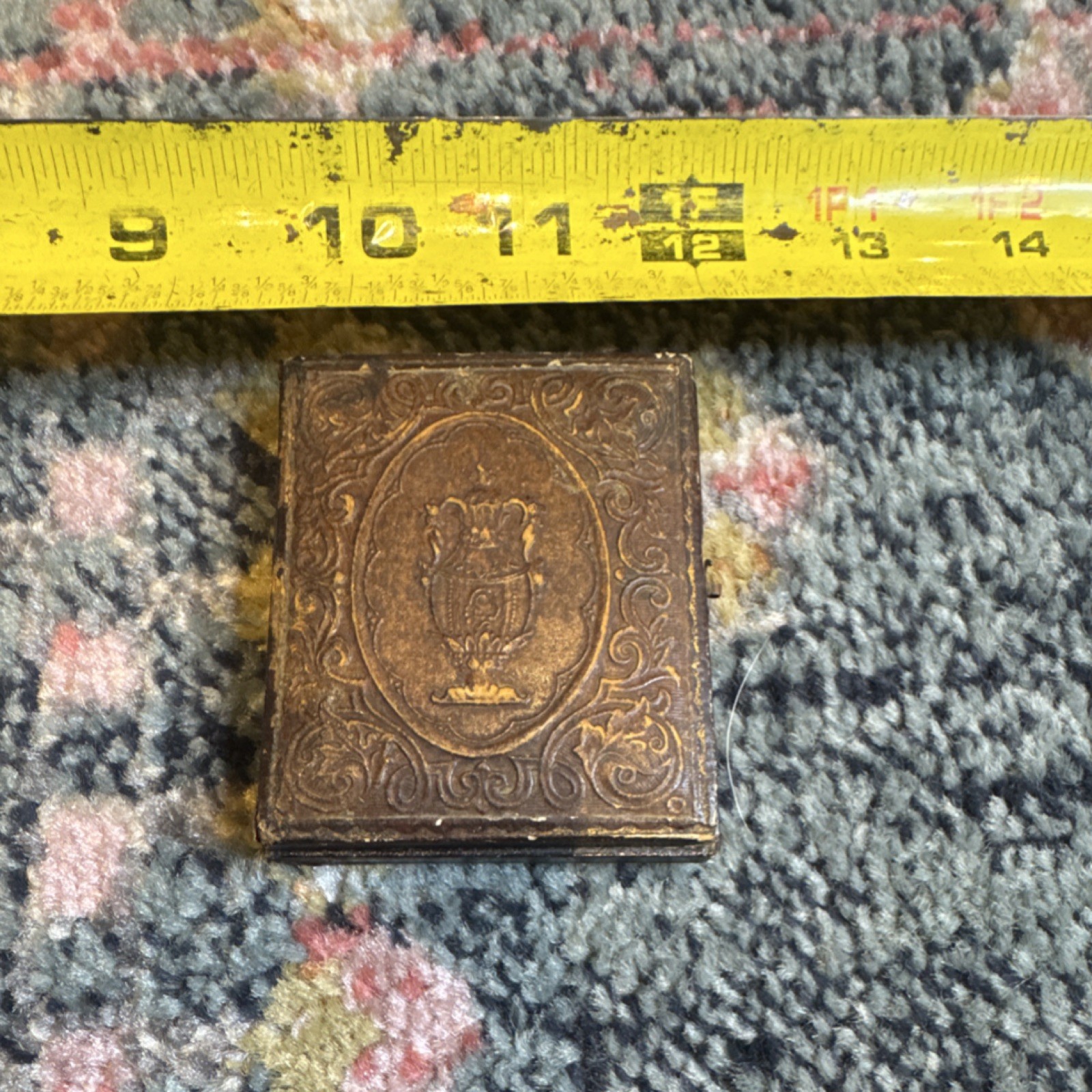 Antique 1860s Empty Union Case Embossed Leatherette Velvet Photography 