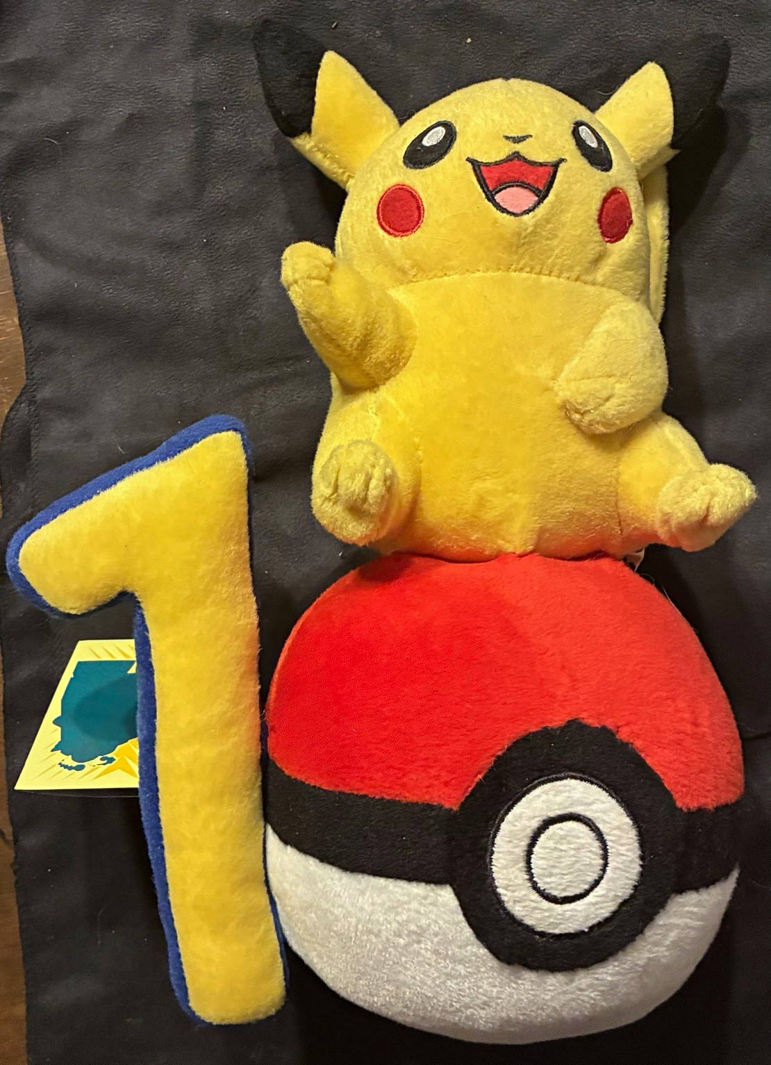 Rare 2006, Pokémon 10th Anniversary Plush Pikachu