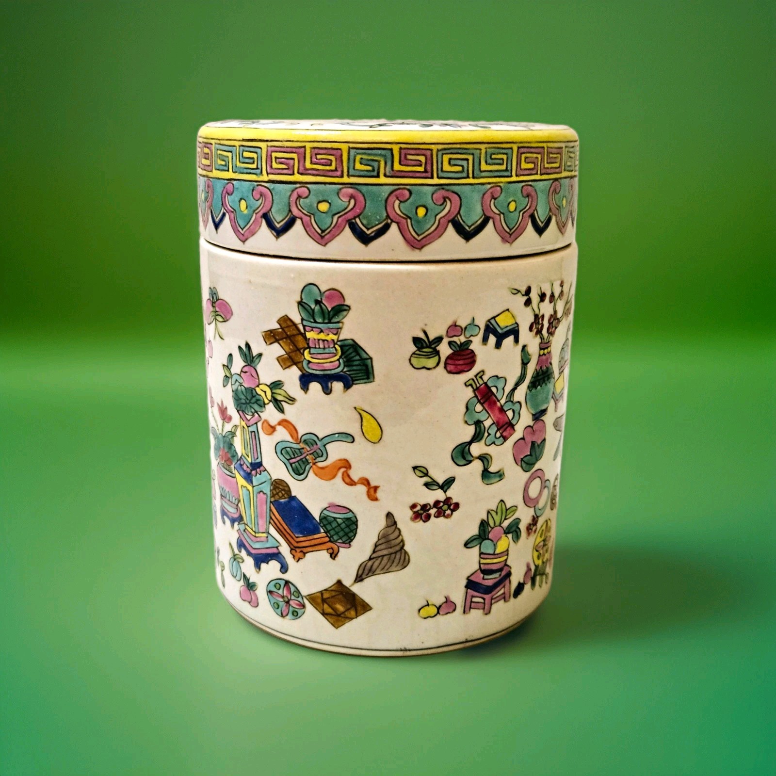 VintageChineseFamill RosePorcelai Ginge JarTeaCaddyHundred Antiques Motif & Lid 