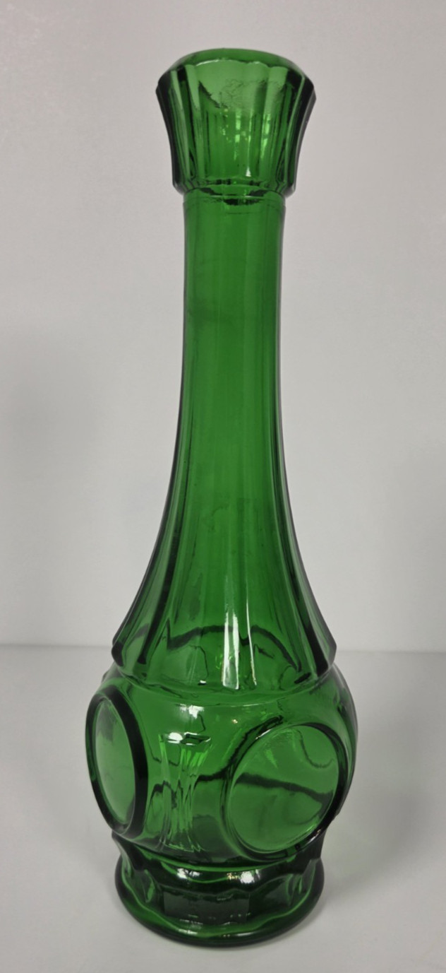 Vintage Emerald Green Glass Bud Vase Bullseye Pattern Vintage Emerald Green Glass Bud Vase Bullseye Pattern