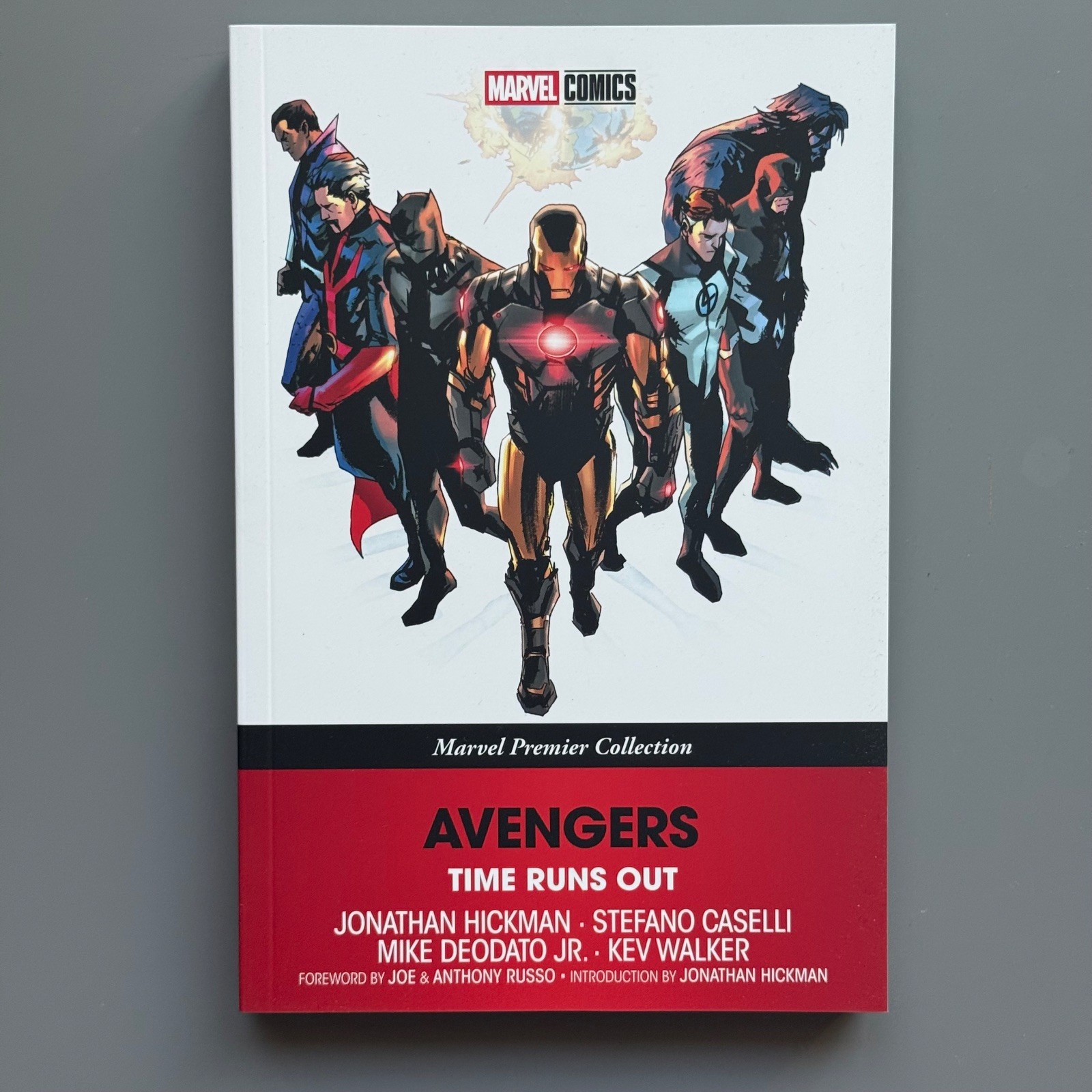 Avengers Time Runs Out TPB Marvel Premier Collection Graphic Novel Hickman NEW
