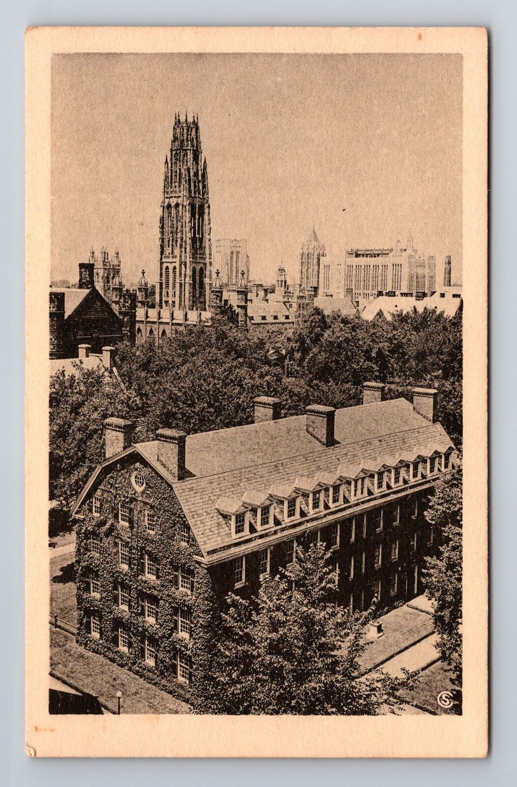 New Haven CT-Connecticut, CT Hall & Old Campus of Yale, Antique Vintage Postcard
