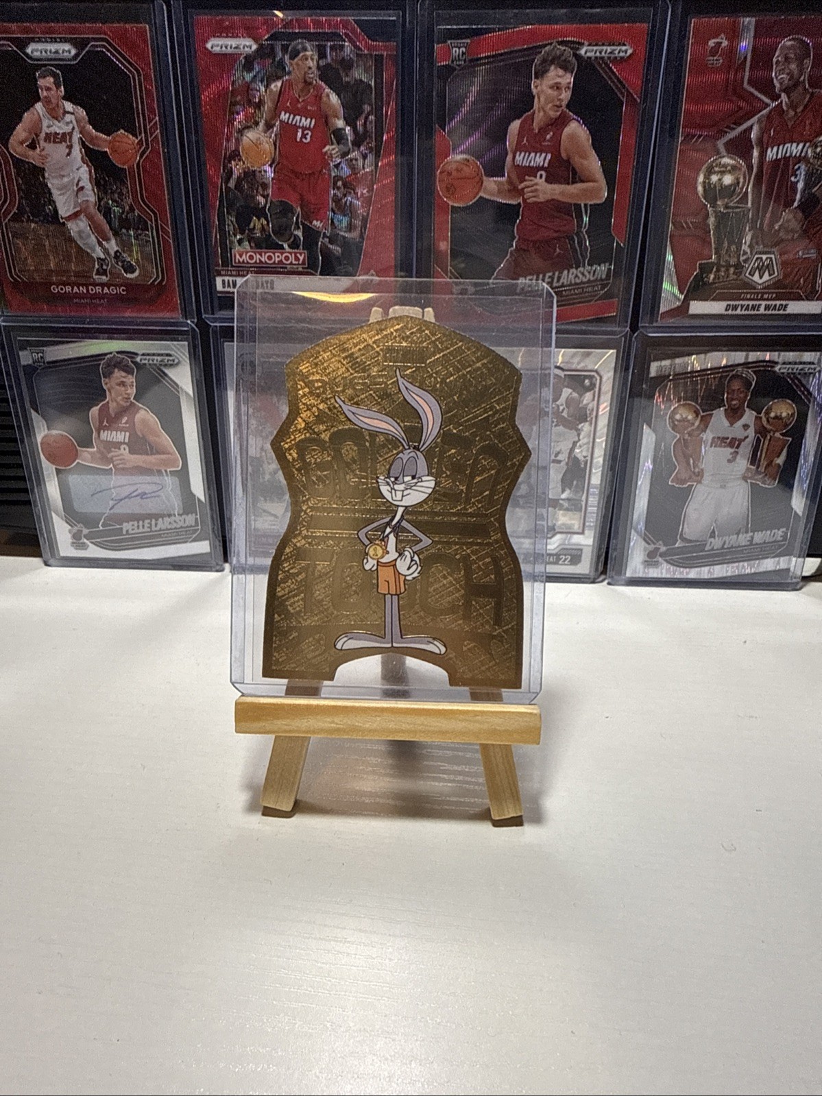 2024 Fleer Retro Looney Tunes Bugs Bunny Golden Touch Die Cut Insert SSP