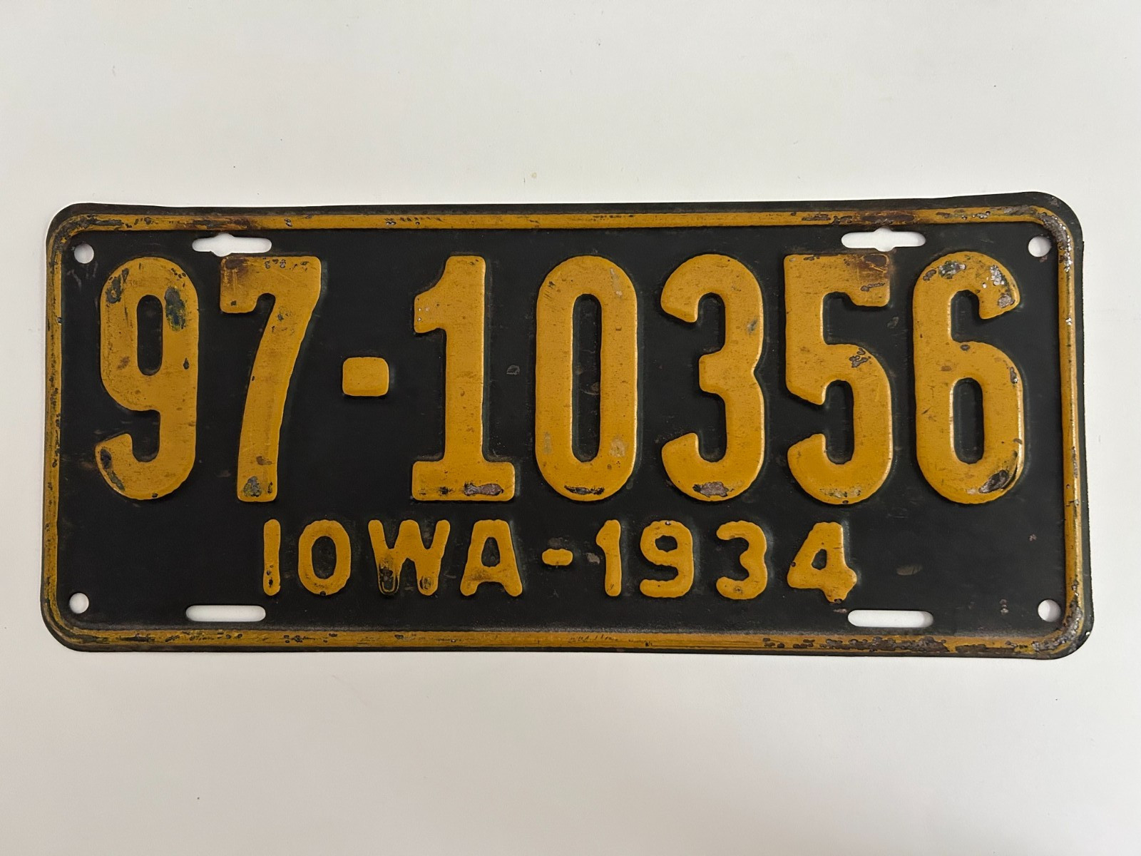 1934 Iowa License Plate All Original Paint Woodbury County 1934 Iowa License Plate All Original Paint Woodbury County