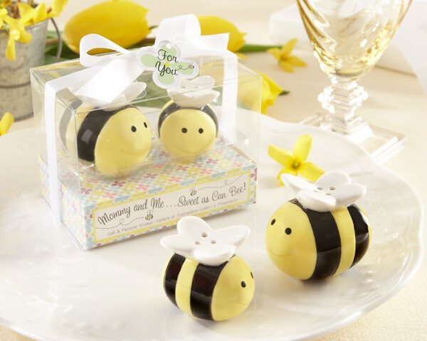 Sweet As Can Bee Honeybee Salt & Pepper Ceramic Salt & Pepper Shaker NEW