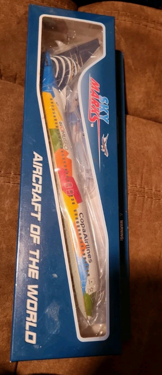 Sky Marks 1:130 Scale CopaAirlines SKR689 B737-800 AIRCRAFT OF THE WORLD Sky Marks 1:130 Scale CopaAirlines SKR689 B737-800 AIRCRAFT OF THE WORLD