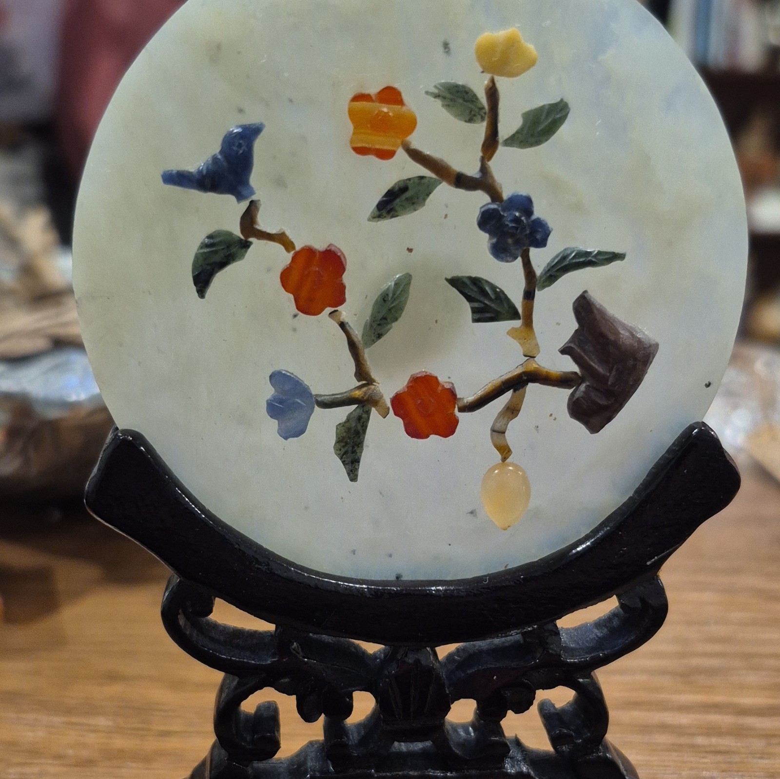 Vintage Chinese Jade Hardstone Inlaid Table Screen Plaque On Carved Wood Stand