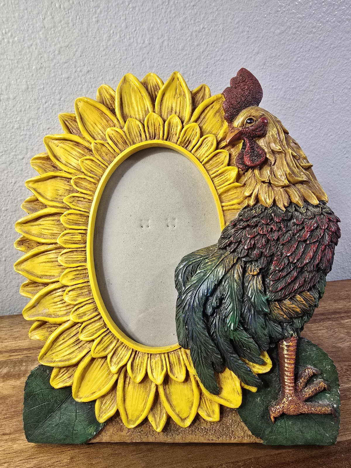 VTG 90\'s Rooster/Sunflower Oval Desktop Picture 4×6 Frame by CBK Limited VTG 90\'s Rooster/Sunflower Oval Desktop Picture 4×6 Frame by CBK Limited
