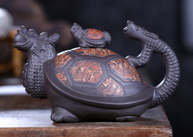 Chinese Yixing Zisha Pottery 240cc Purple Clay Teapot Handmade Dragon Turtle Pot
