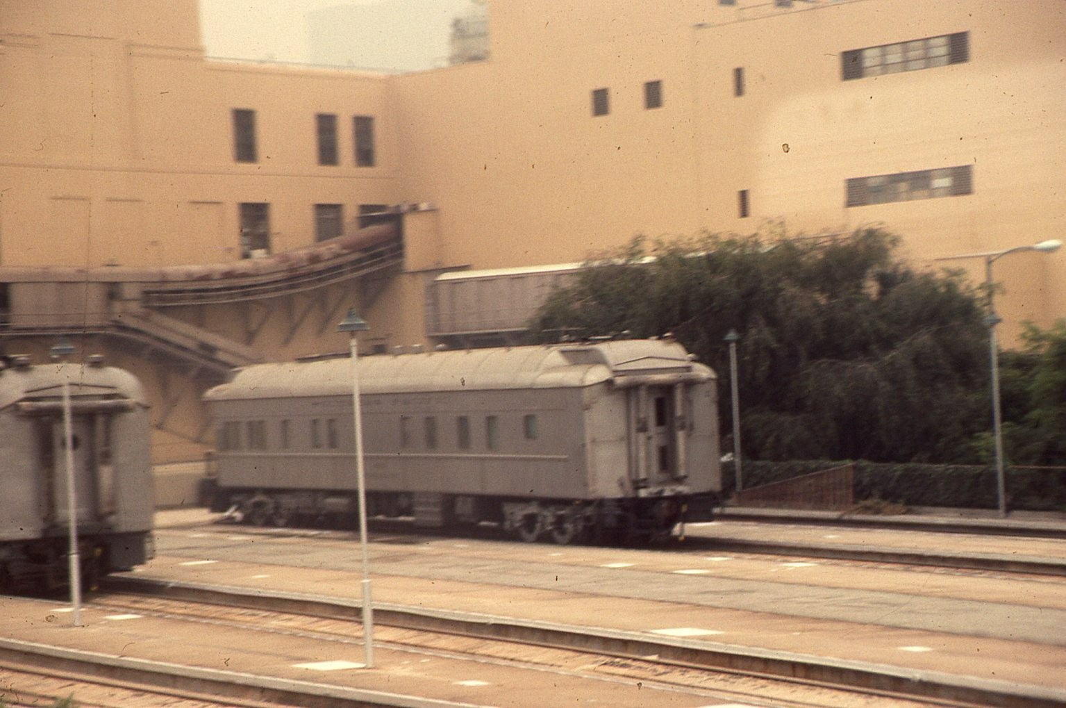 Train Slide Duplicate silver-grey heavyweight passenger/baggage car  1982  #20