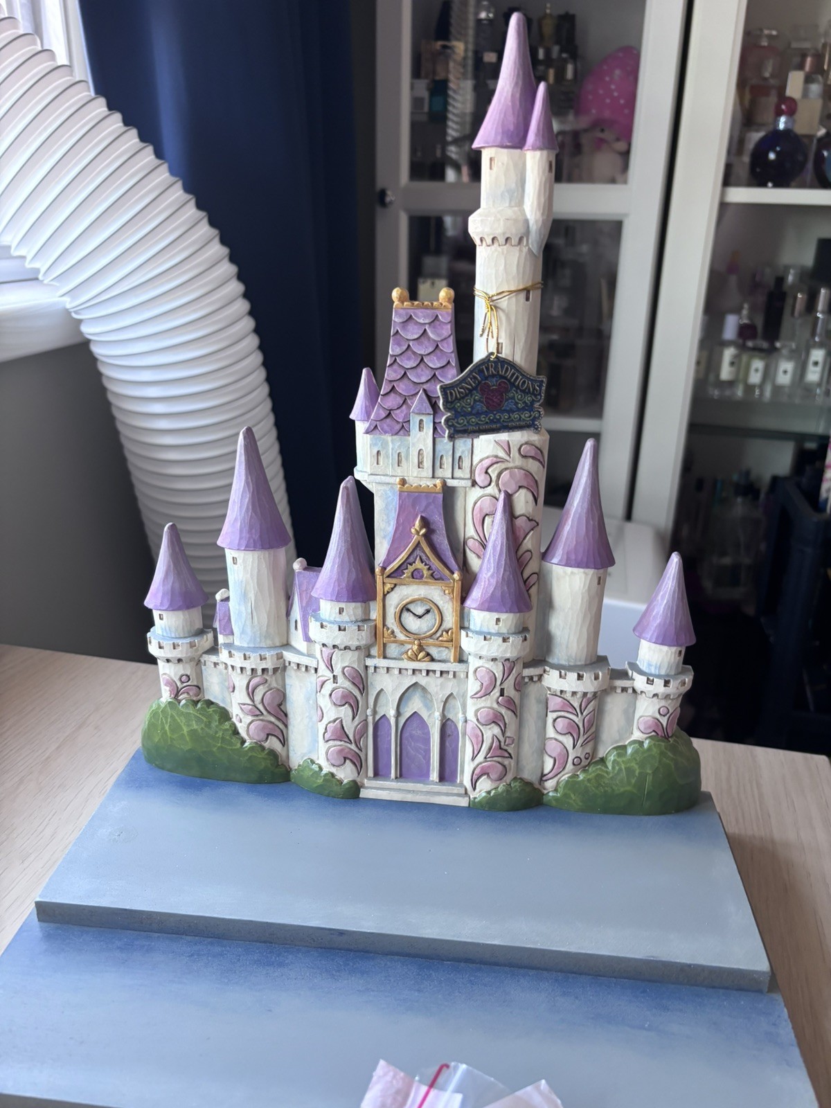 Jim Shore Disney Princess Love Theme Castle Display w Base Enesco 4015342