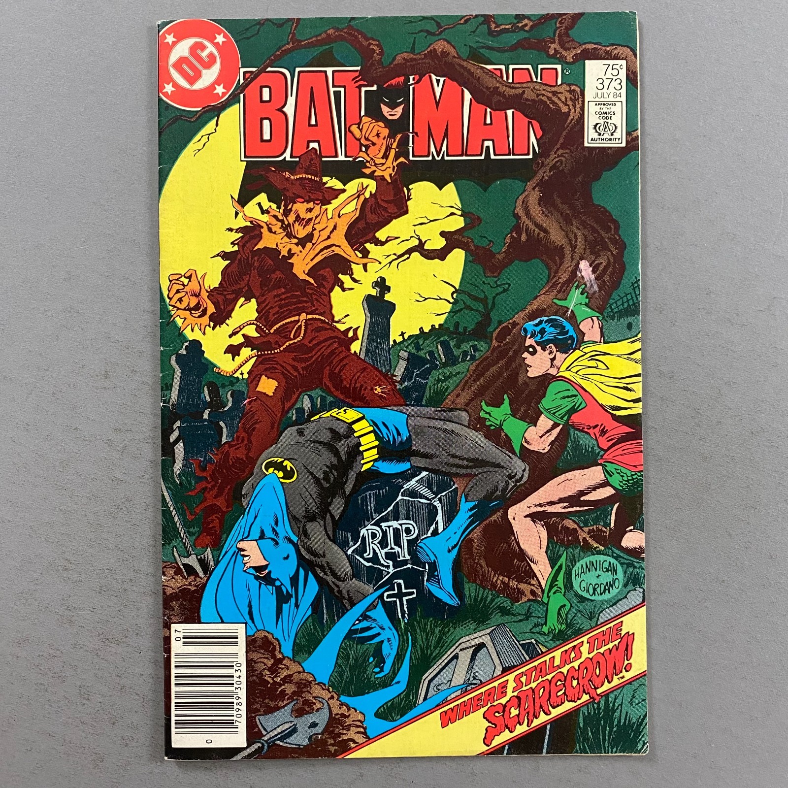 BATMAN 373 NEWSSTAND SCARECROW (1984, DC COMICS)