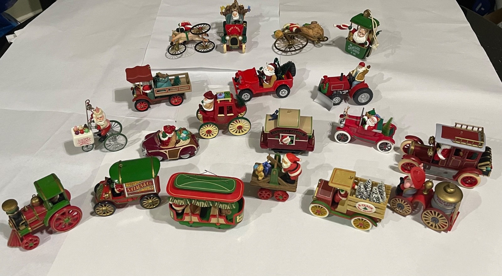 Lot of 15 Hallmark \