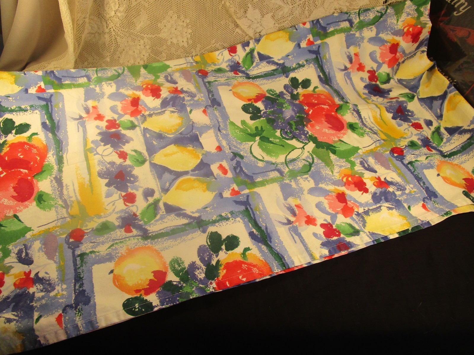 VTG. COTTON TABLECLOTH 42X76 VTG. CONTEMPORARY FABRIC CLEAN