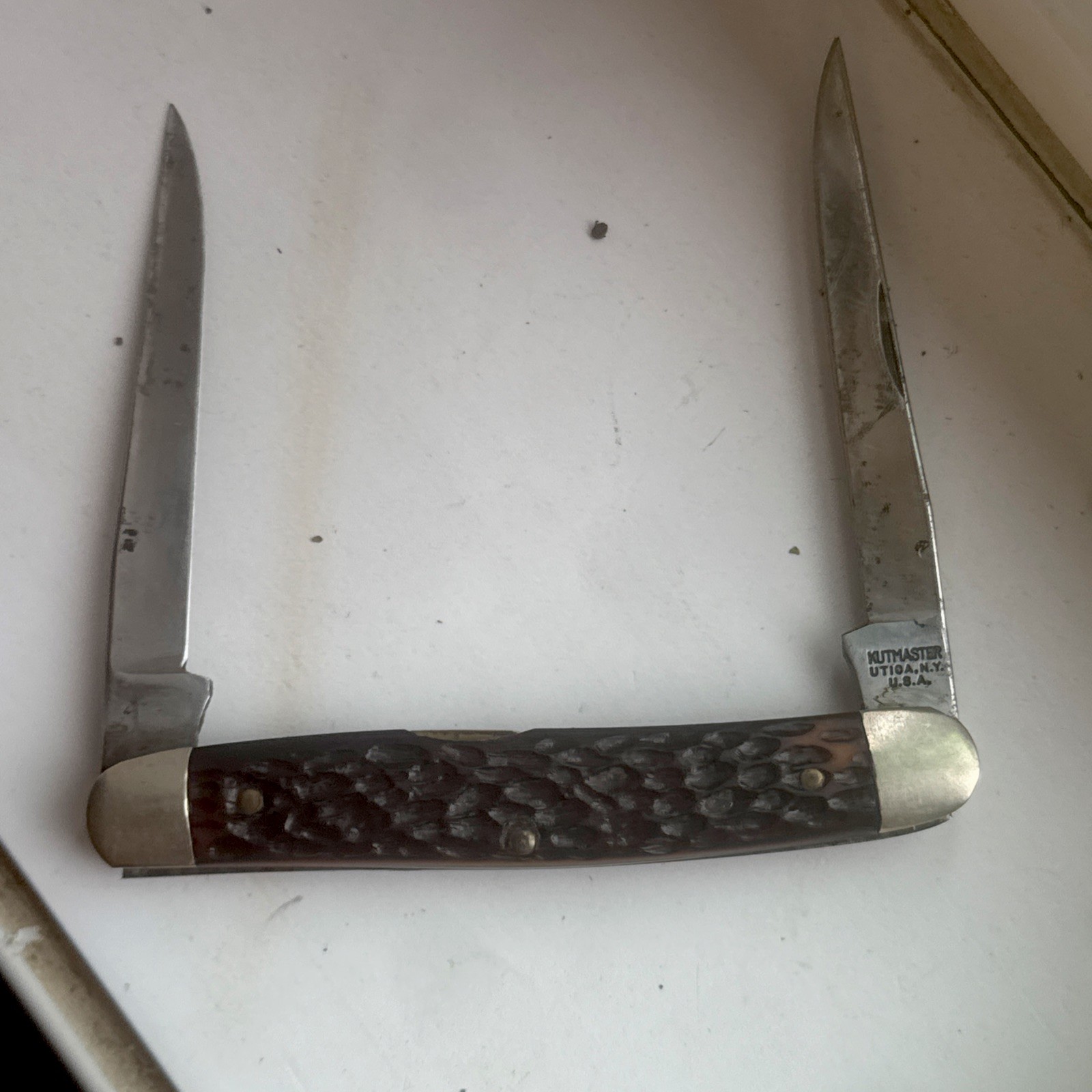 Vintage Kutmaster 2 Blade Pocket Knife Brown Handle Made In USA NY