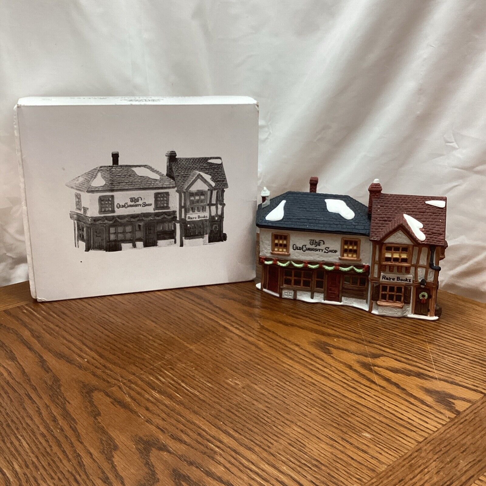Department 56 Dickens\' Village Series ~ THE OLD CURIOSITY SHOP With Box #59056
