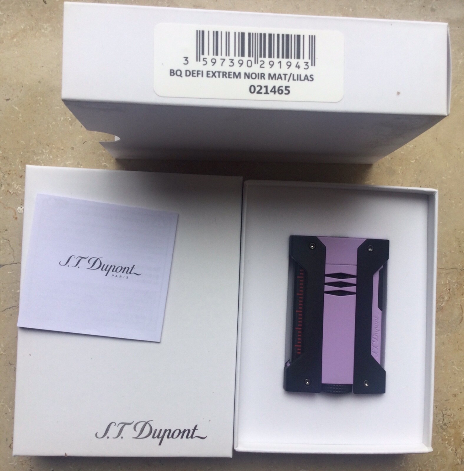 *SALE* S. T. DUPONT Defi Extreme Lighter, Black/Purple, Ref. 021465