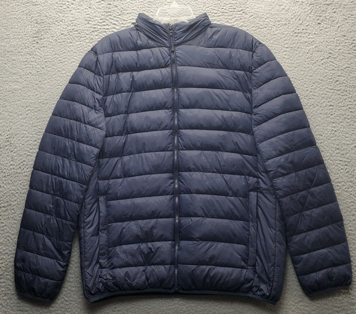Borgata Hotel Casino & Spa Packable Pillow Jacket Men XL Navy Convertible Zip Up