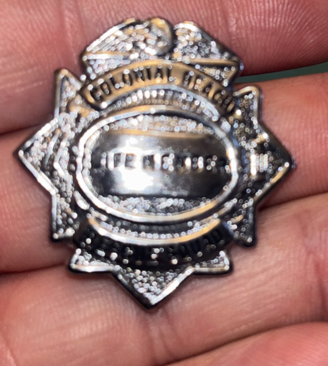 Vtg Obsolete Colonial Beach Rescue Squad Metal Pin Badge Life Member Potomac EUC
