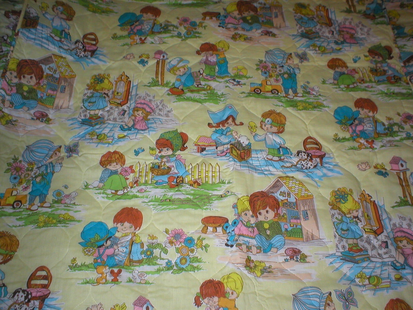 BOY GIRL TWIN BEDSPREAD VINTAGE KLEINFAB ARROW TEXTILES SOLD AS IS